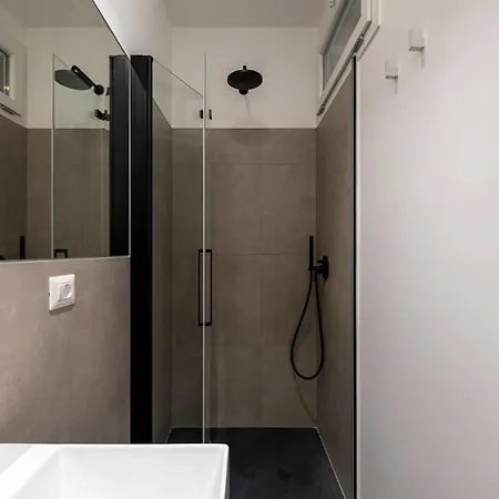 Close To Vatican - Ingresso *